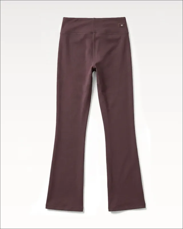 Ardra legging in raisin, laid flat